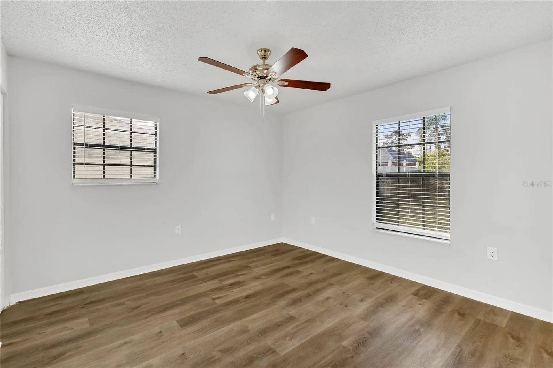975 Derbyshire Drive Kissimmee FL 34758
