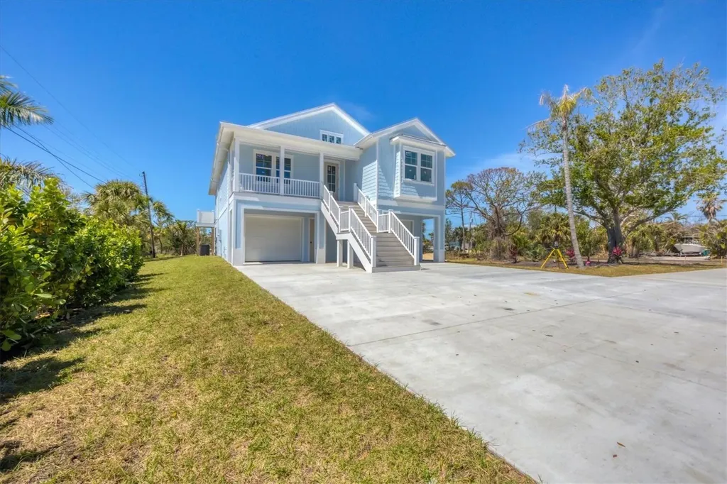 1141 Andrews Street Englewood FL 34224