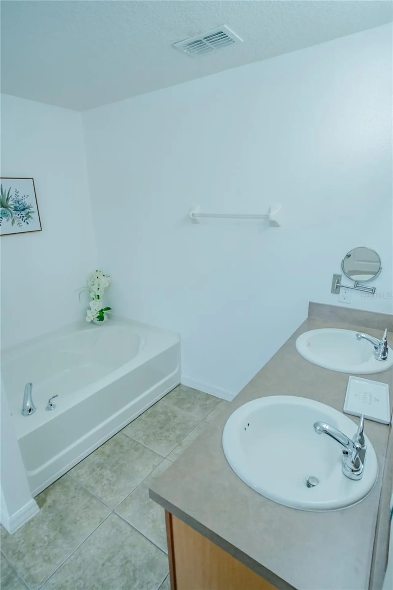 1056 Cypress Pointe Boulevard Davenport FL 33896