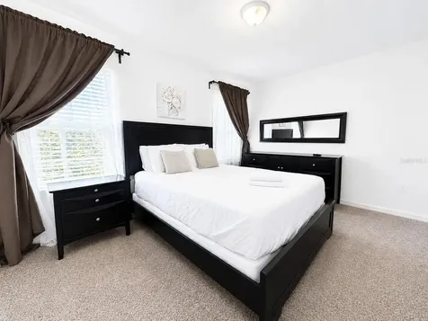 1056 Cypress Pointe Boulevard Davenport FL 33896
