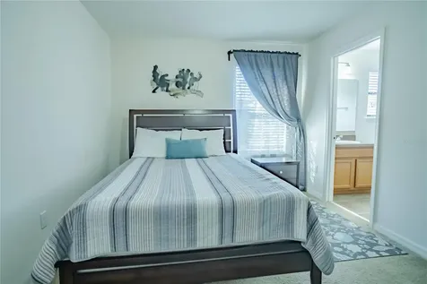 1056 Cypress Pointe Boulevard Davenport FL 33896