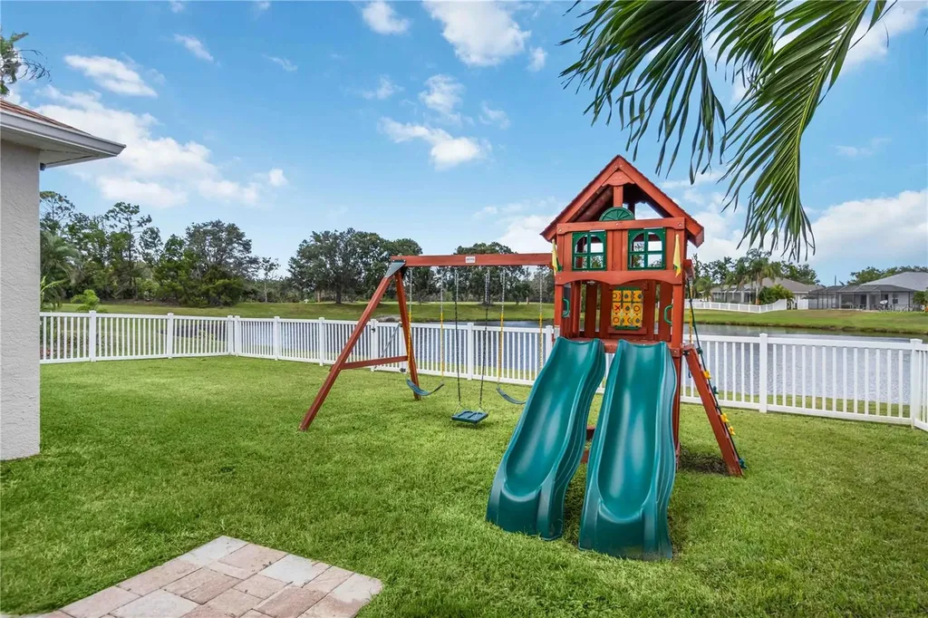 11519 Sweetflag Drive Lakewood Ranch FL 34202