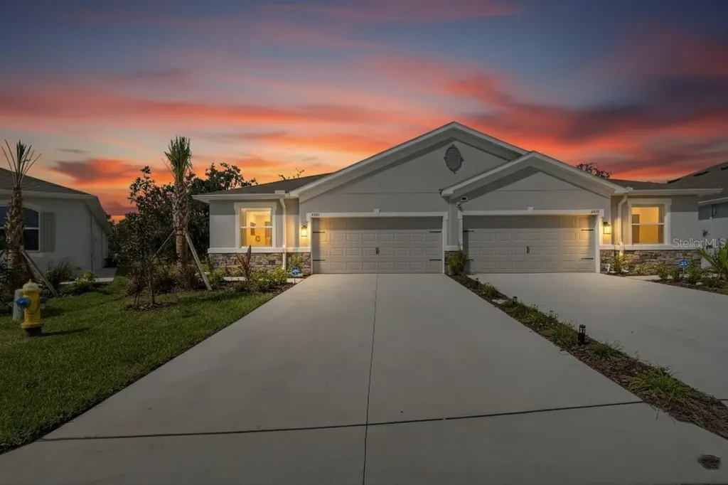 4025 Westwood Fields Loop Plant City FL 33565