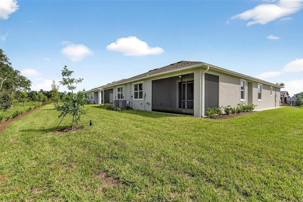 4025 Westwood Fields Loop Plant City FL 33565