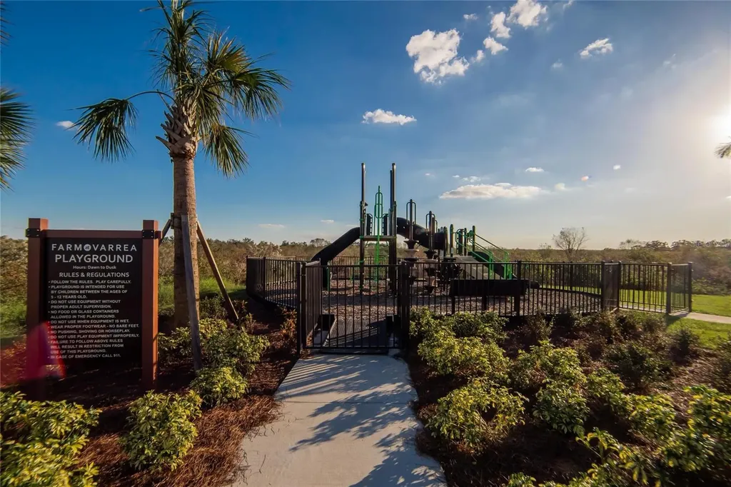 4025 Westwood Fields Loop Plant City FL 33565