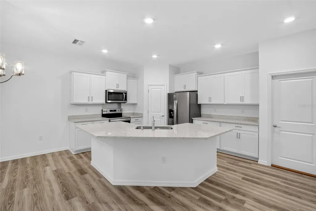 4025 Westwood Fields Loop Plant City FL 33565