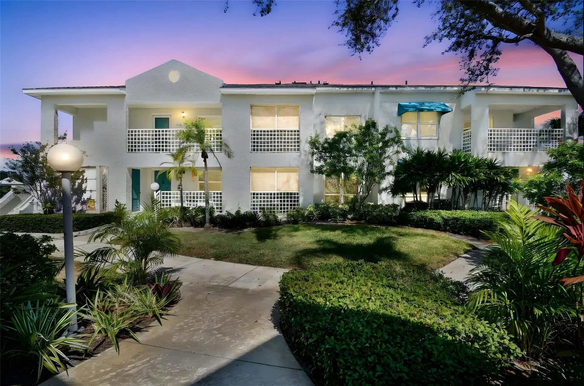 318 108th Street W Bradenton FL 34209