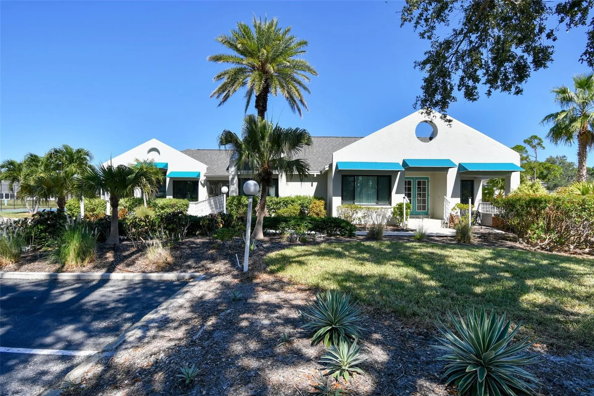 318 108th Street W Bradenton FL 34209