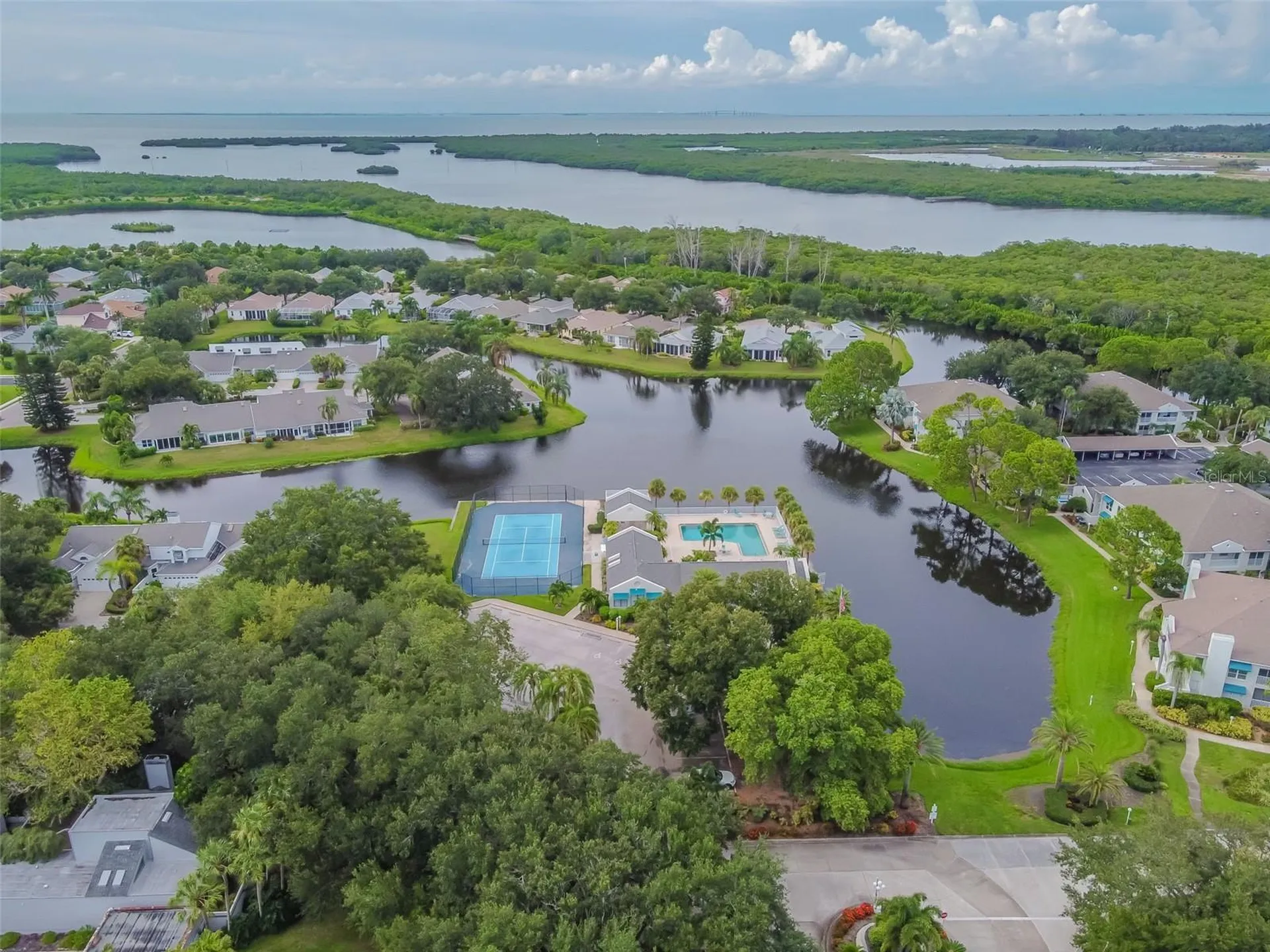 318 108th Street W Bradenton FL 34209