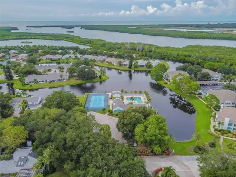 318 108th Street W Bradenton FL 34209