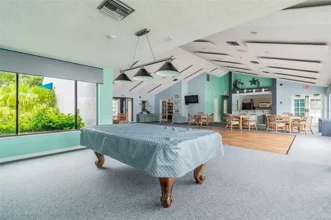 318 108th Street W Bradenton FL 34209