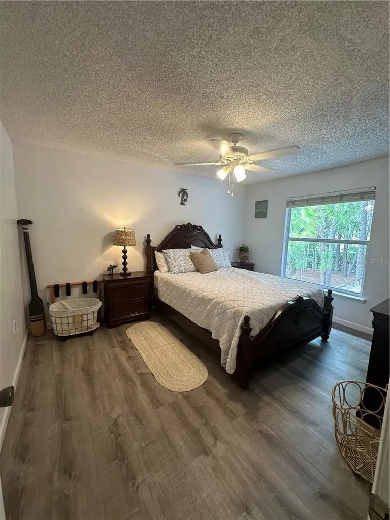 1654 Bayhill Drive Oldsmar FL 34677
