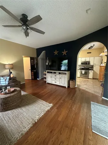 1654 Bayhill Drive Oldsmar FL 34677