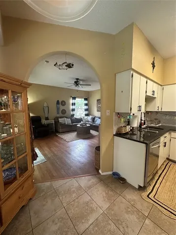 1654 Bayhill Drive Oldsmar FL 34677