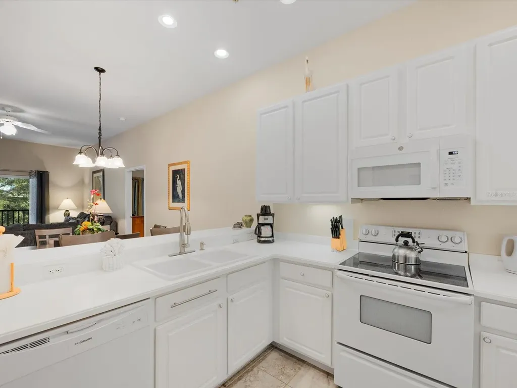713 Lucaya Loop Davenport FL 33897