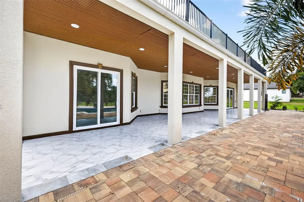 10908 Flint Estates Drive Thonotosassa FL 33592
