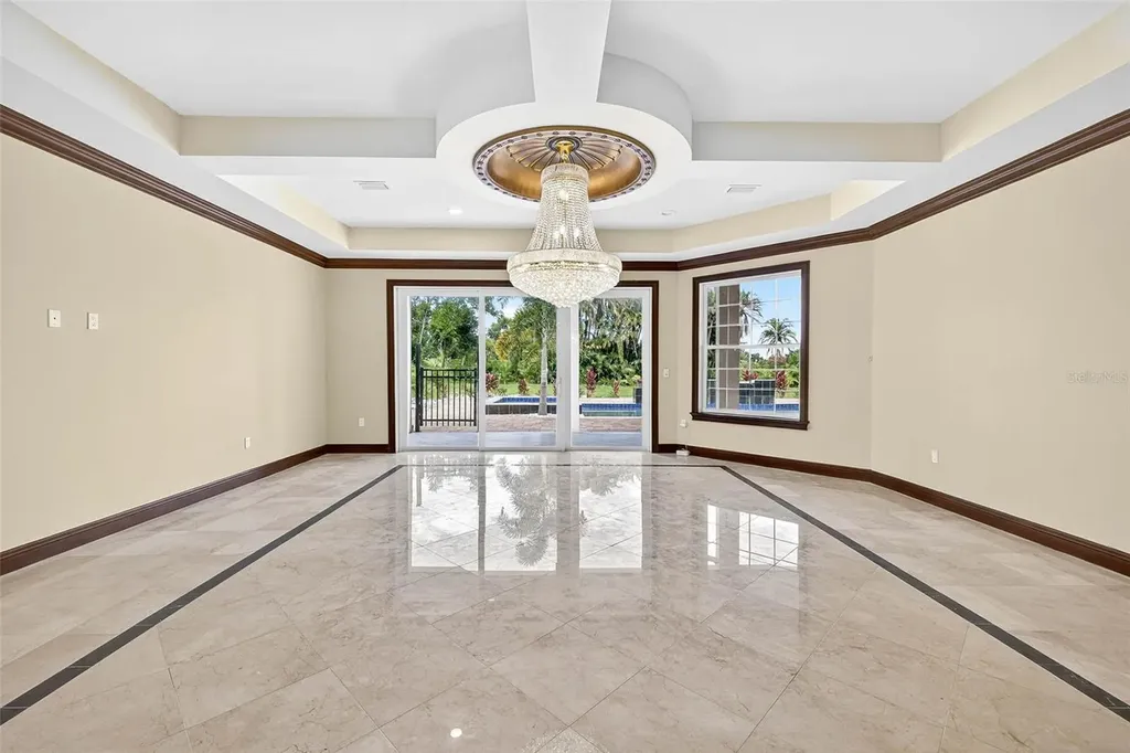 10908 Flint Estates Drive Thonotosassa FL 33592