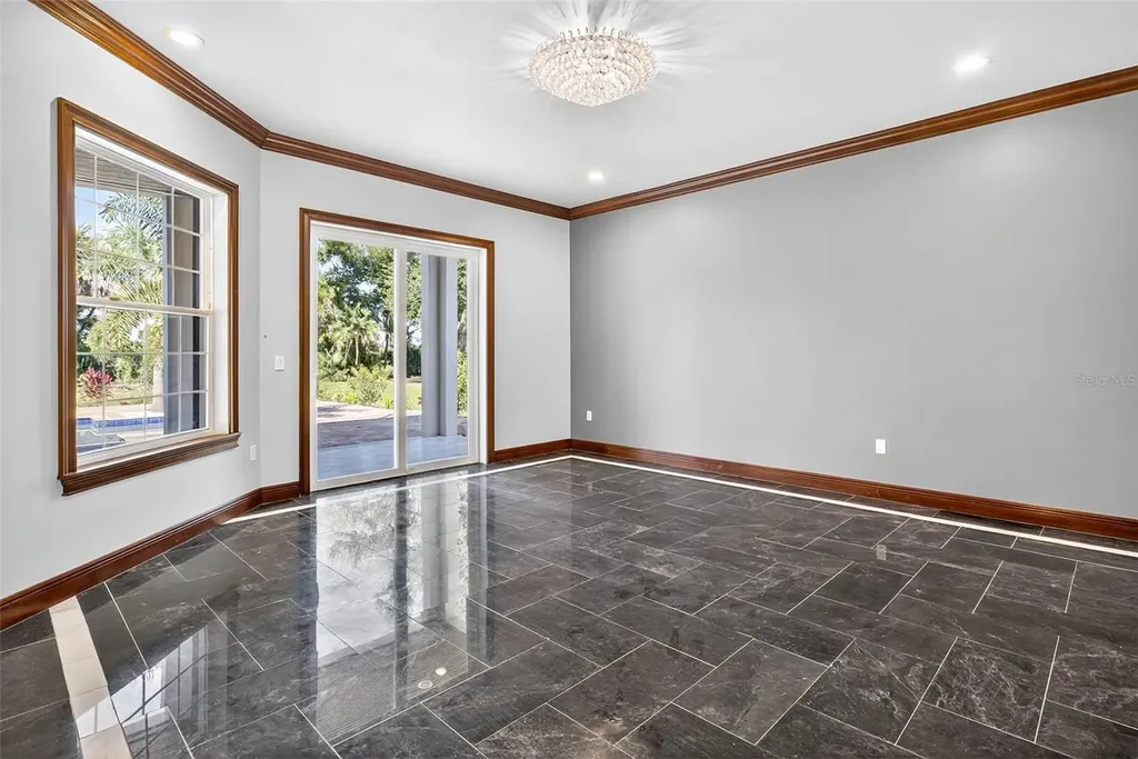 10908 Flint Estates Drive Thonotosassa FL 33592