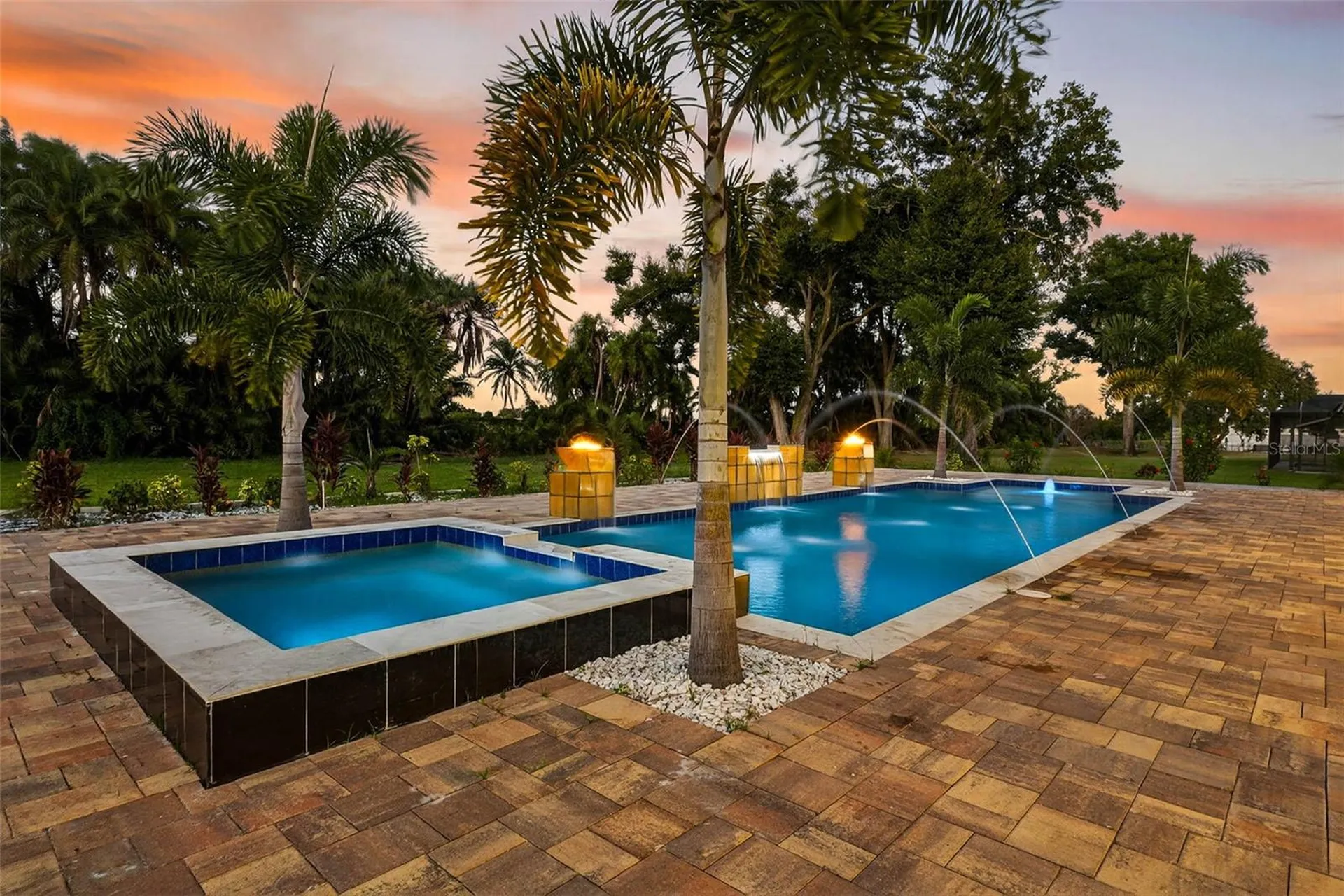 10908 Flint Estates Drive Thonotosassa FL 33592
