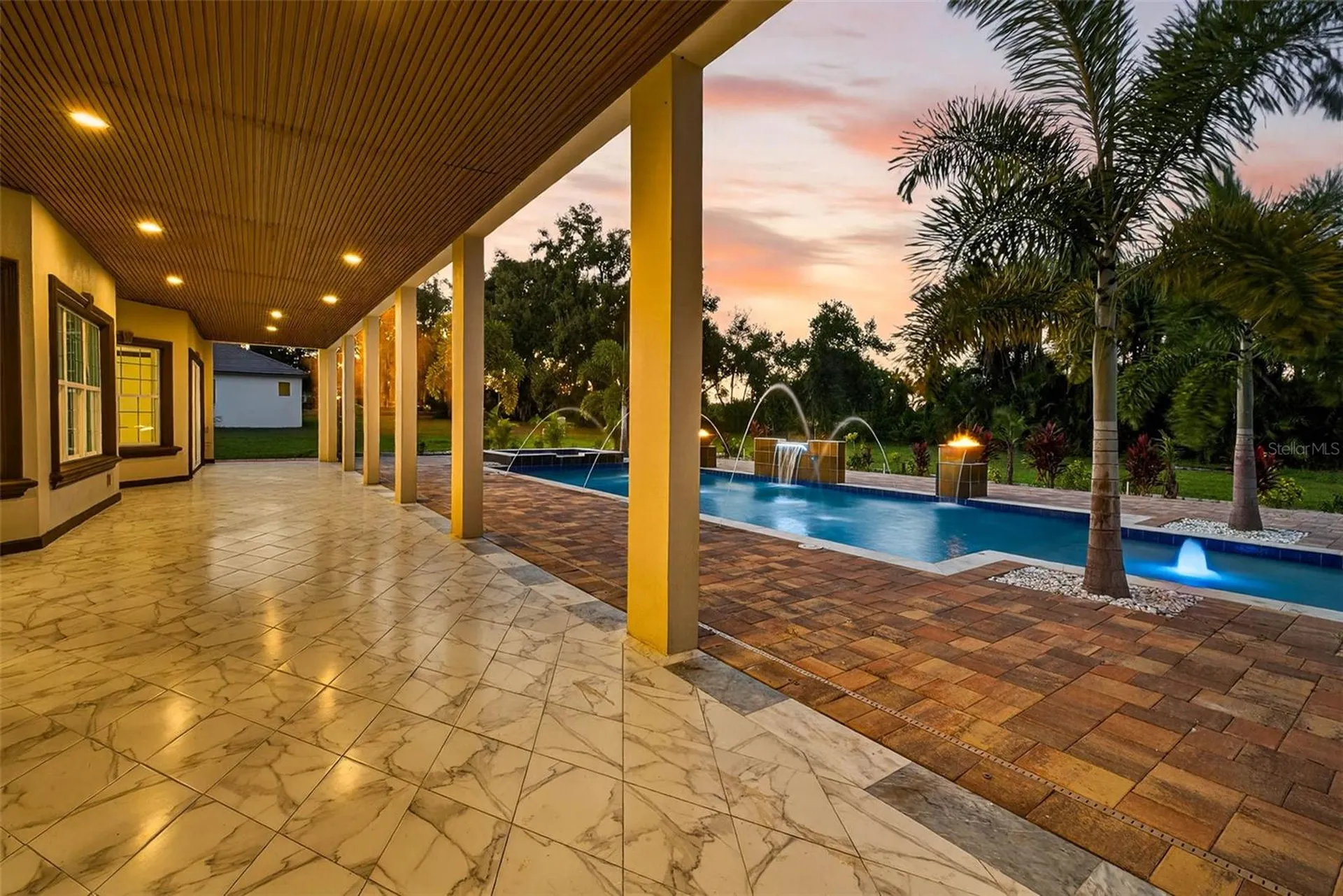 10908 Flint Estates Drive Thonotosassa FL 33592