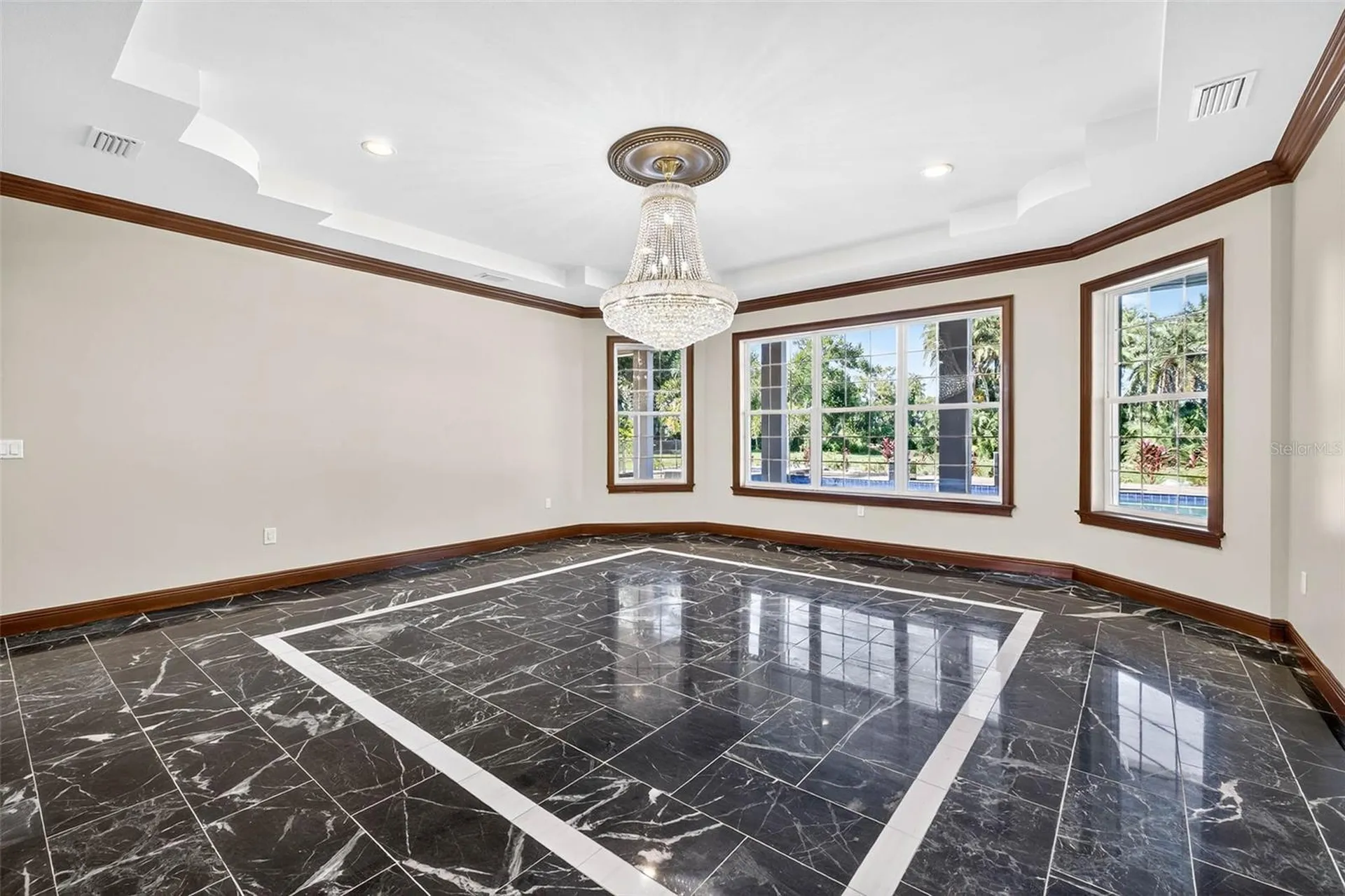 10908 Flint Estates Drive Thonotosassa FL 33592