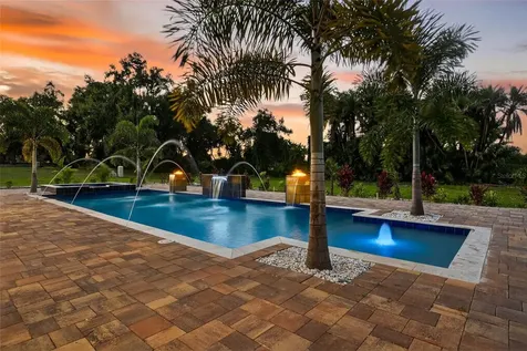 10908 Flint Estates Drive Thonotosassa FL 33592