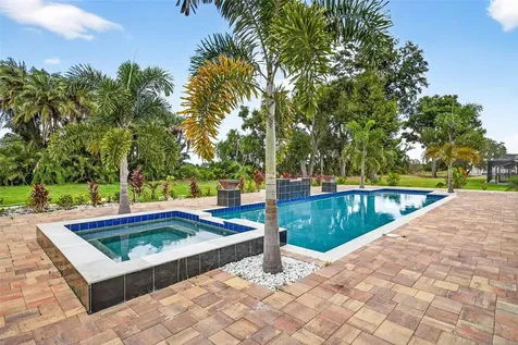 10908 Flint Estates Drive Thonotosassa FL 33592