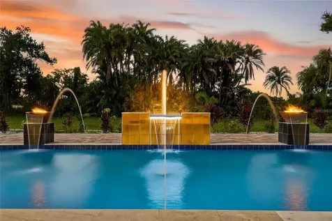 10908 Flint Estates Drive Thonotosassa FL 33592
