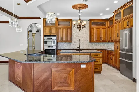 10908 Flint Estates Drive Thonotosassa FL 33592