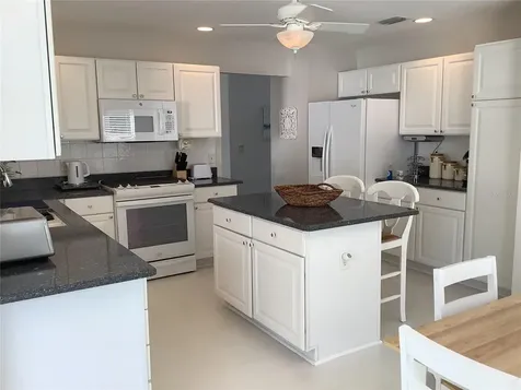 890 Haynesville Way The Villages FL 32162