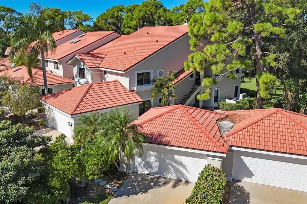 7768 Fairway Woods Drive Sarasota FL 34238