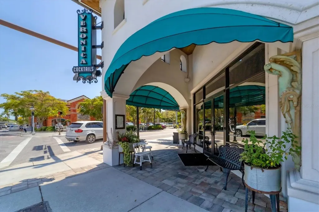 7768 Fairway Woods Drive Sarasota FL 34238