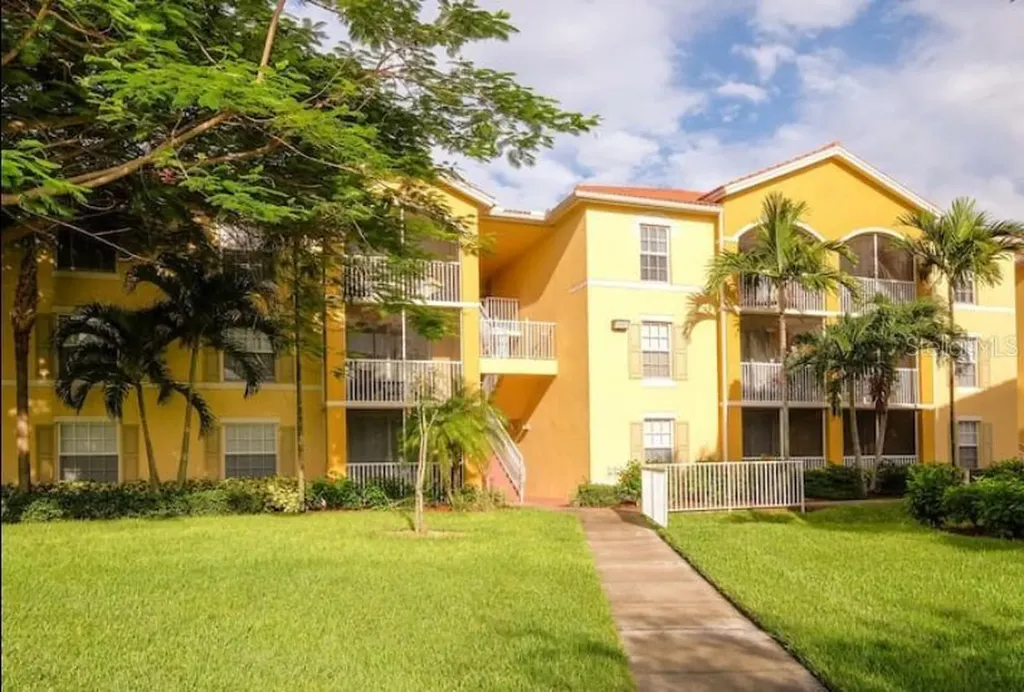 4105 Residence Drive Fort Myers FL 33901