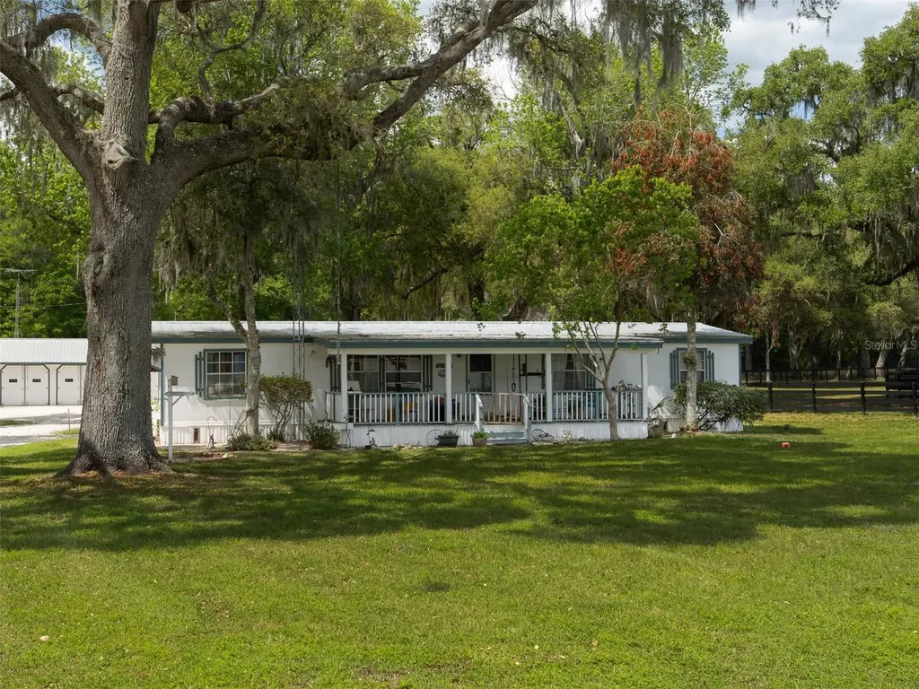 8393 NW 110th Street Reddick FL 32686