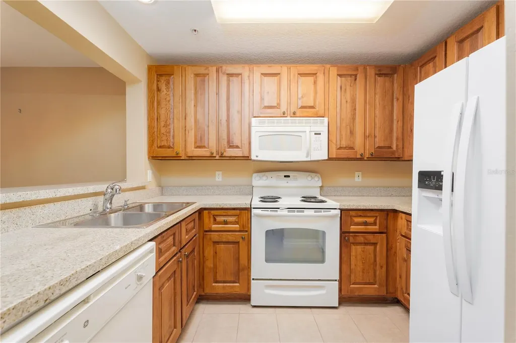99 Broad River Place Welaka FL 32193
