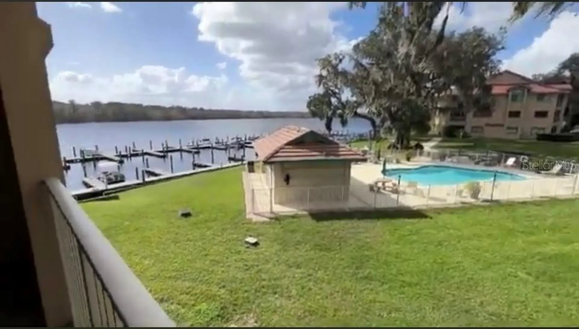 99 Broad River Place Welaka FL 32193