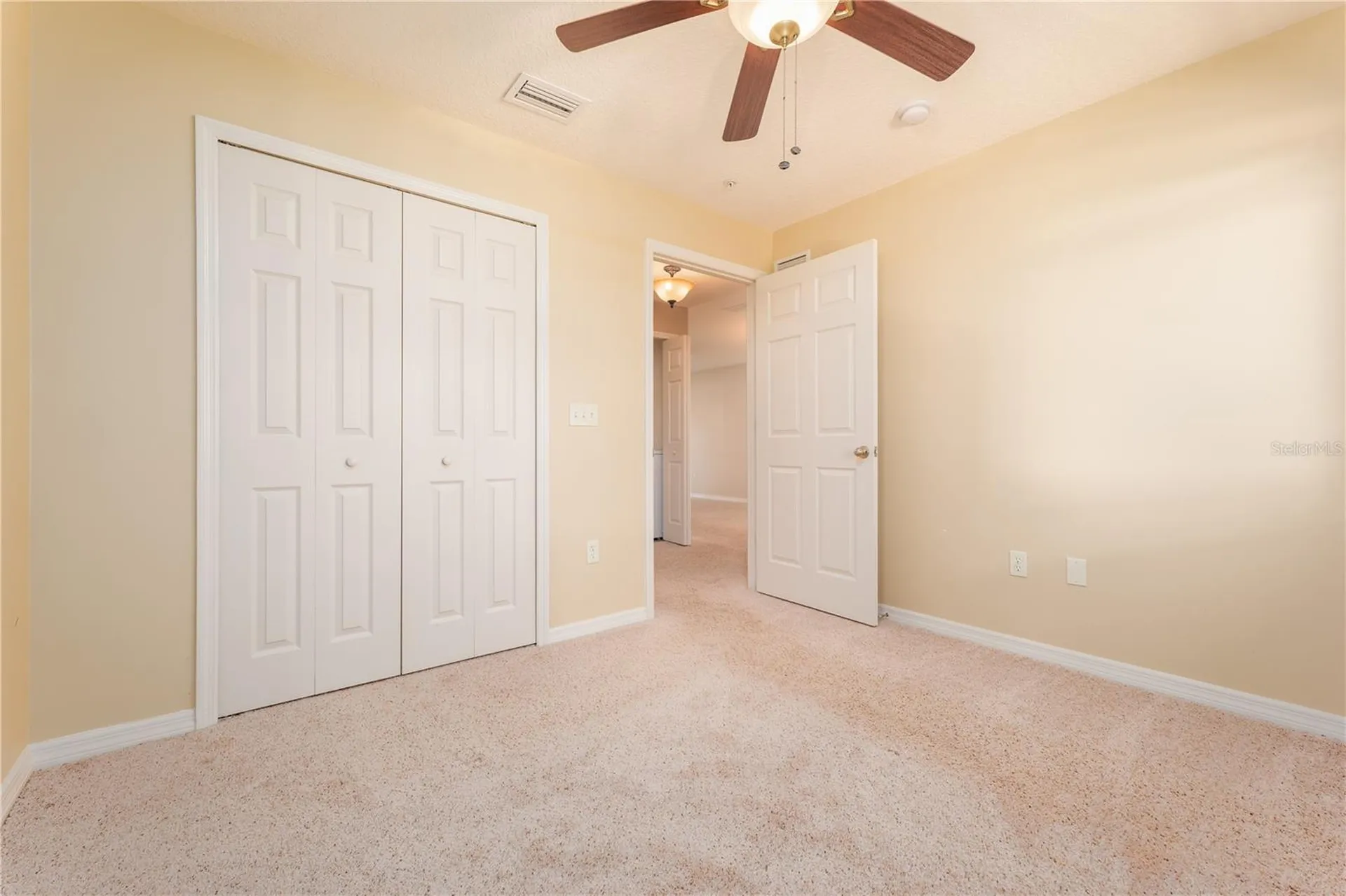 99 Broad River Place Welaka FL 32193