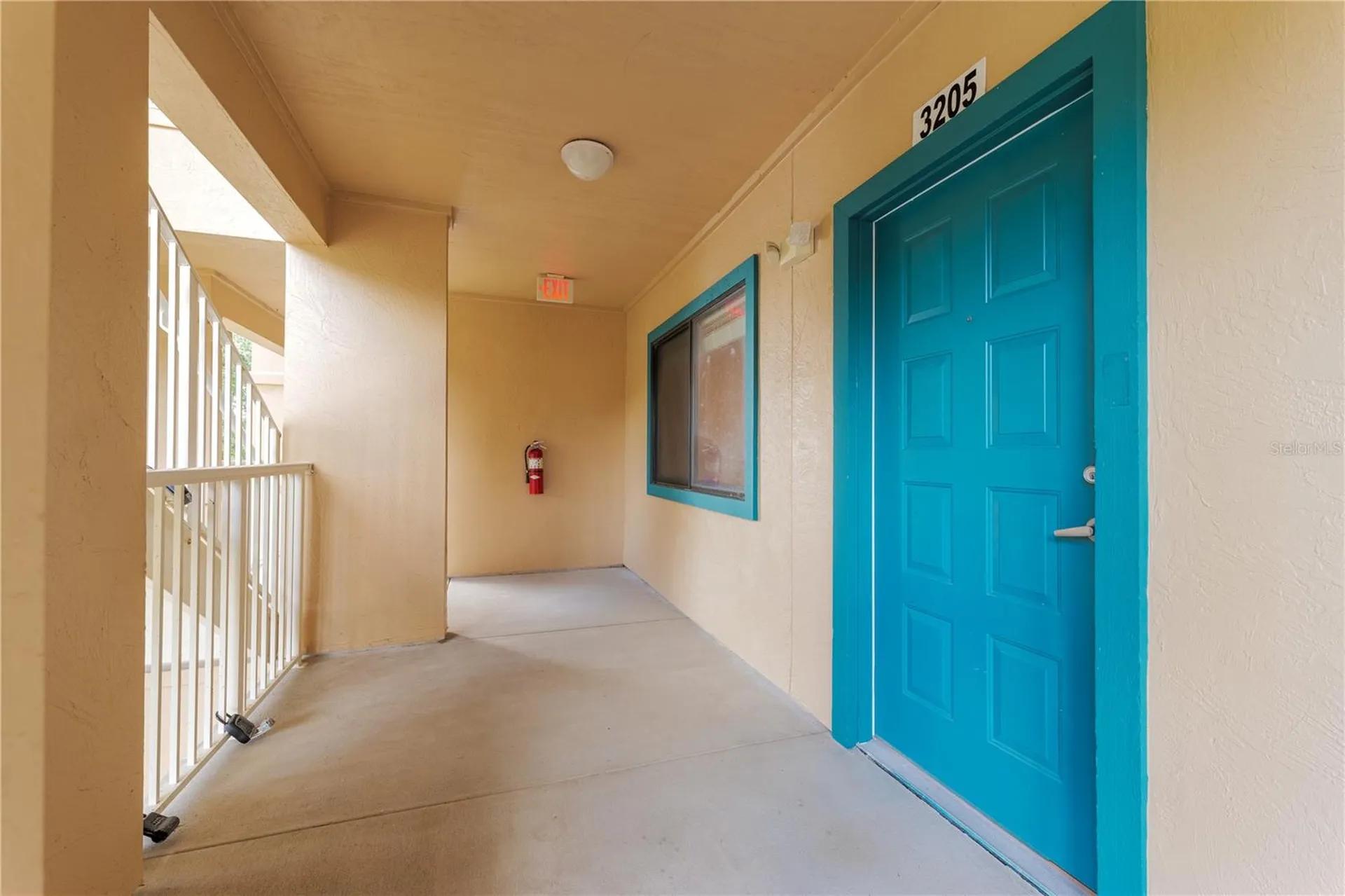 99 Broad River Place Welaka FL 32193