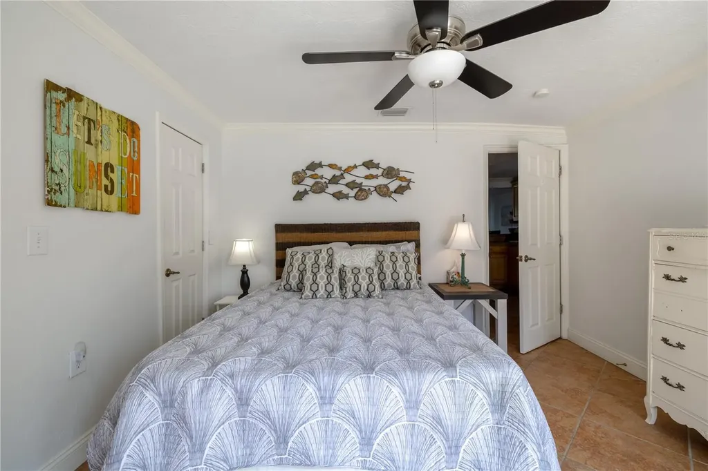 813 E 6th Avenue New Smyrna Beach FL 32169