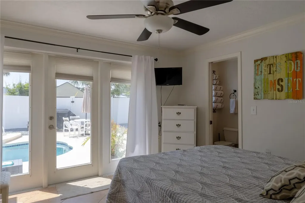 813 E 6th Avenue New Smyrna Beach FL 32169