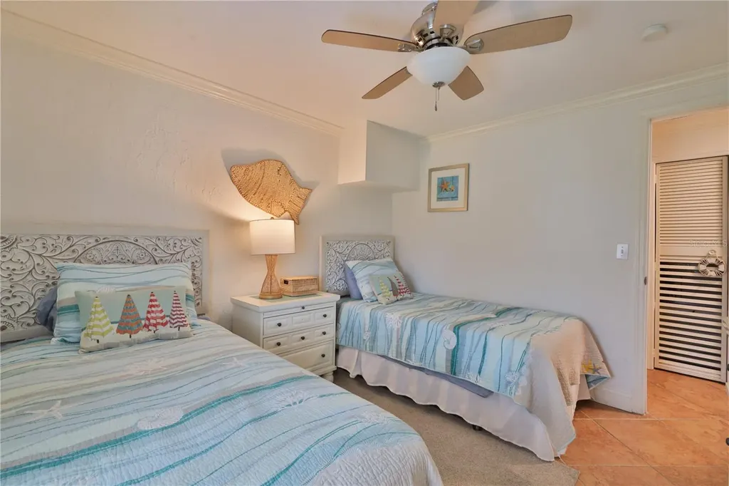 813 E 6th Avenue New Smyrna Beach FL 32169