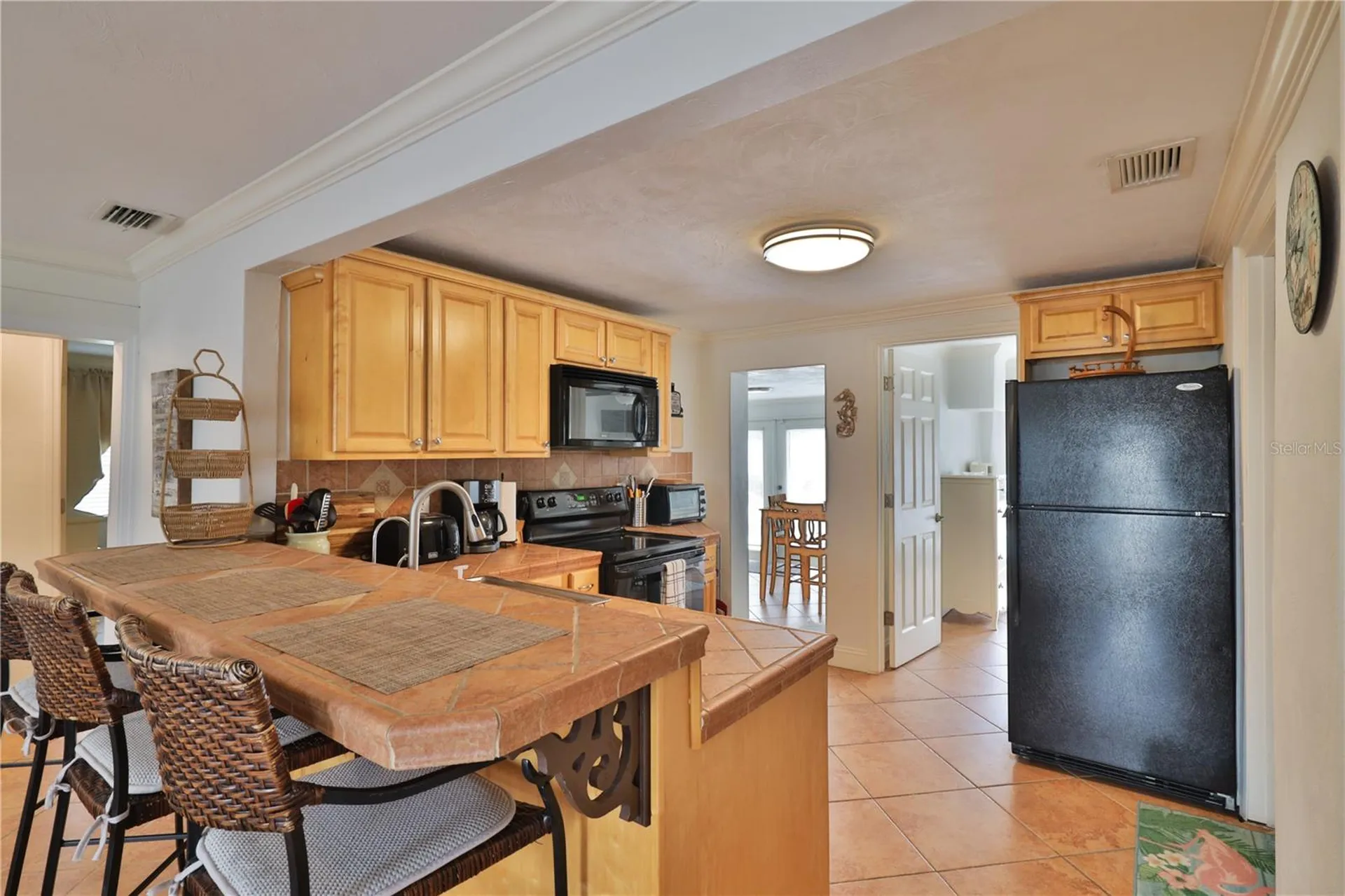 813 E 6th Avenue New Smyrna Beach FL 32169