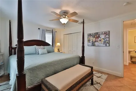 813 E 6th Avenue New Smyrna Beach FL 32169