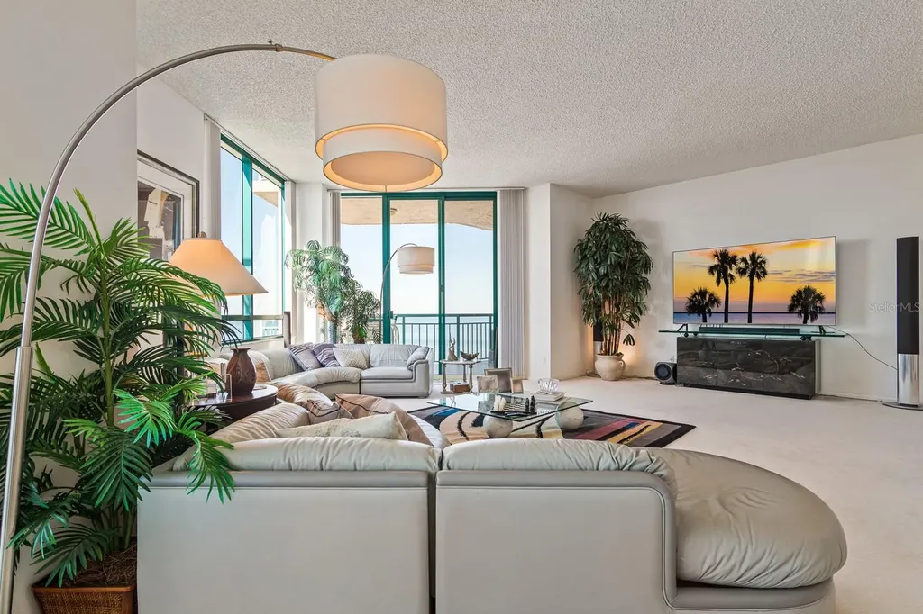 1560 Gulf Boulevard Clearwater Beach FL 33767