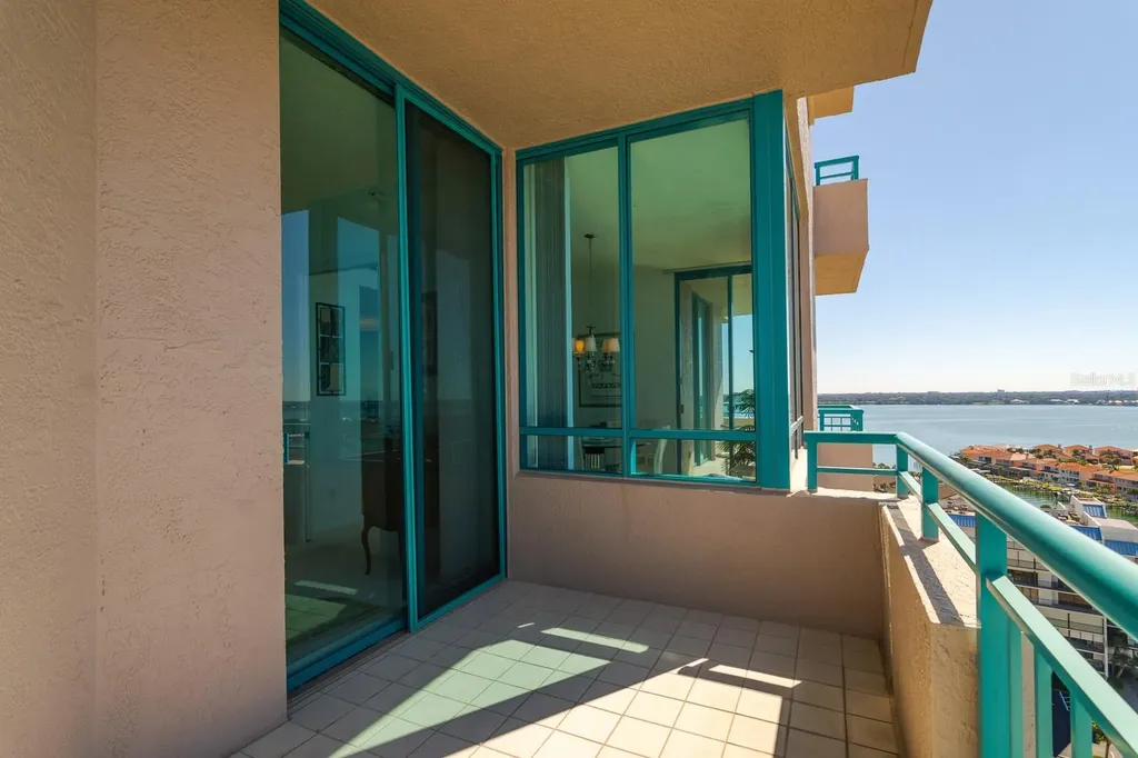 1560 Gulf Boulevard Clearwater Beach FL 33767