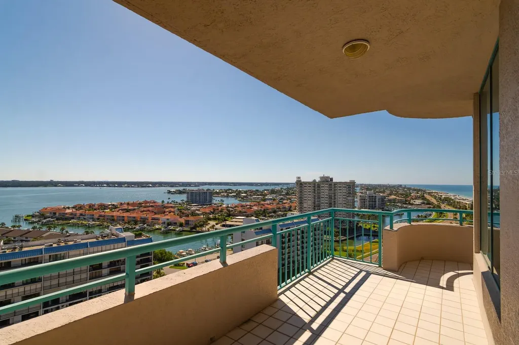 1560 Gulf Boulevard Clearwater Beach FL 33767