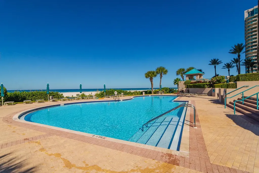1560 Gulf Boulevard Clearwater Beach FL 33767