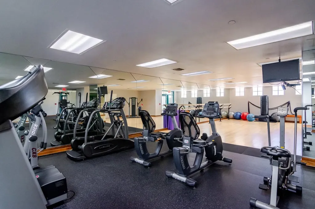 1560 Gulf Boulevard Clearwater Beach FL 33767