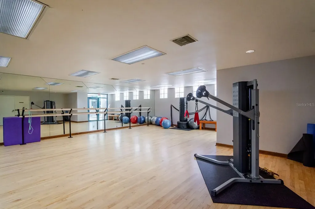 1560 Gulf Boulevard Clearwater Beach FL 33767