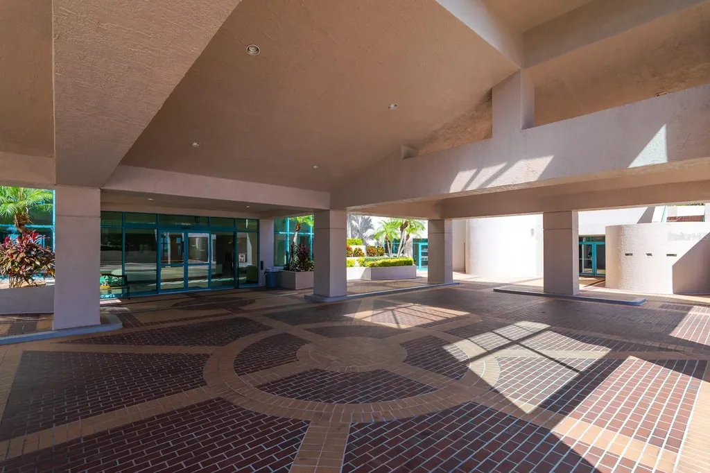 1560 Gulf Boulevard Clearwater Beach FL 33767